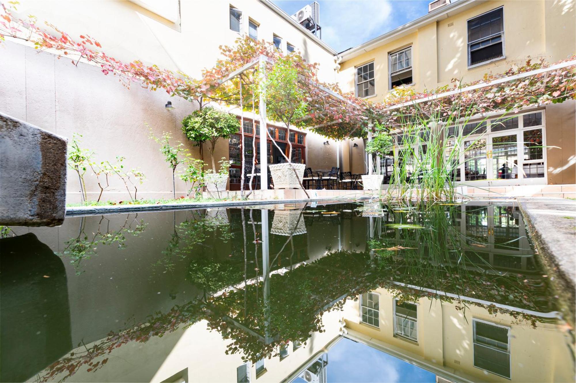 Queen'S Hotel By Bon Hotels Oudtshoorn Exterior foto