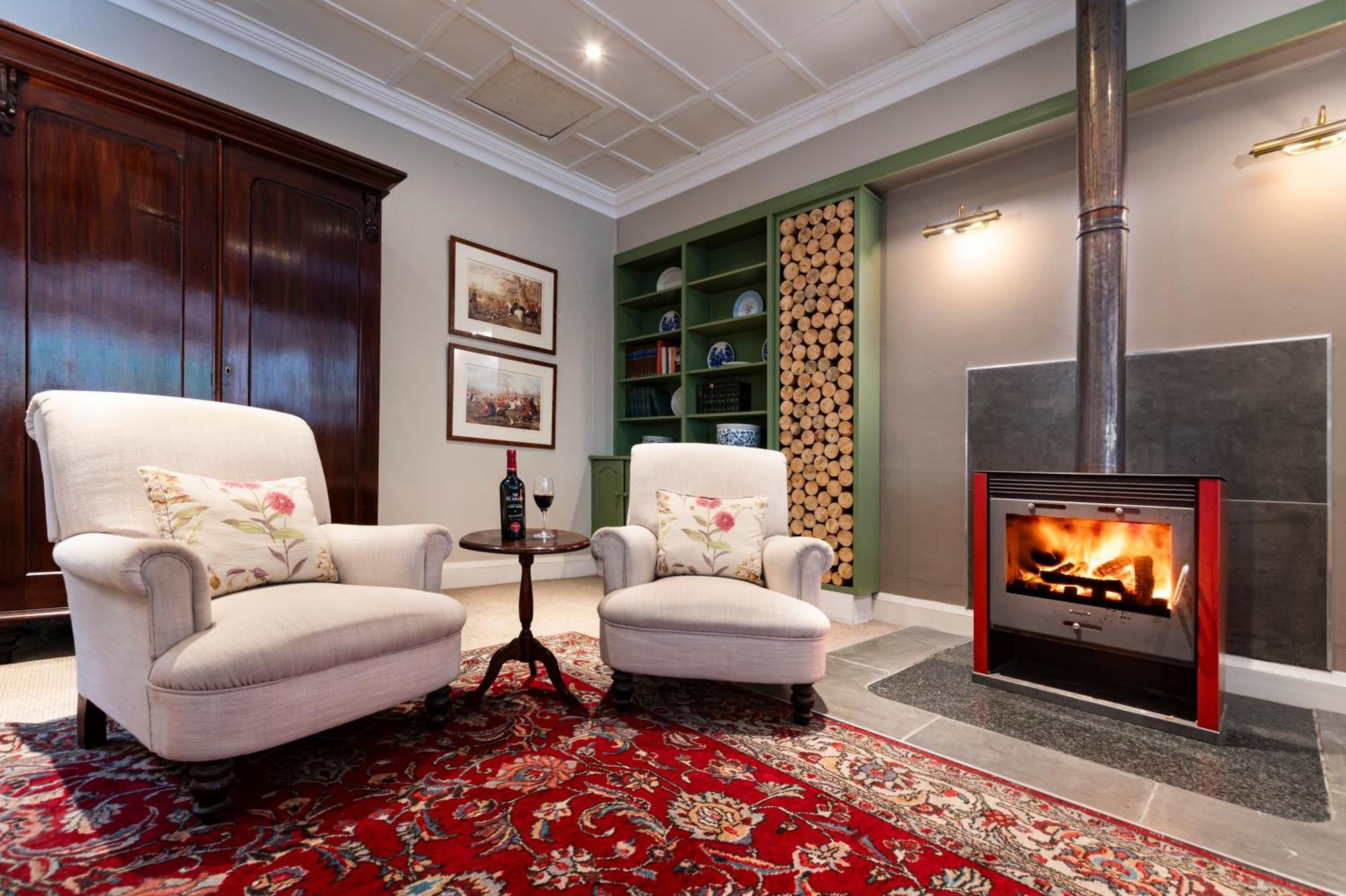 Queen'S Hotel By Bon Hotels Oudtshoorn Exterior foto