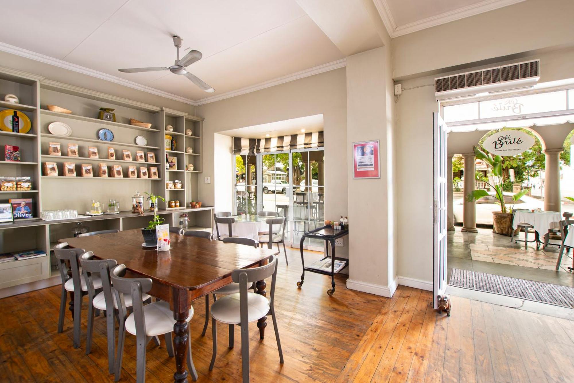 Queen'S Hotel By Bon Hotels Oudtshoorn Exterior foto