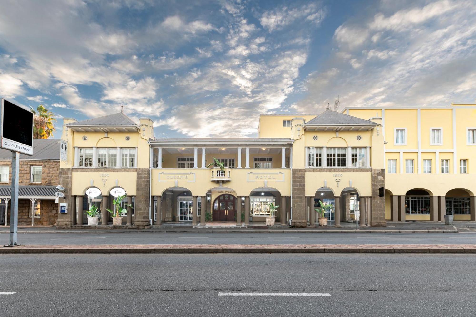 Queen'S Hotel By Bon Hotels Oudtshoorn Exterior foto